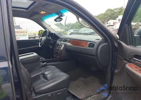 2007 Chevrolet Silverado 1500 Ltz из США, поврежденный, VIN 1GCFK19Y07Z616323